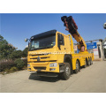 HOWO 30-260ton Large tonnage boom crane